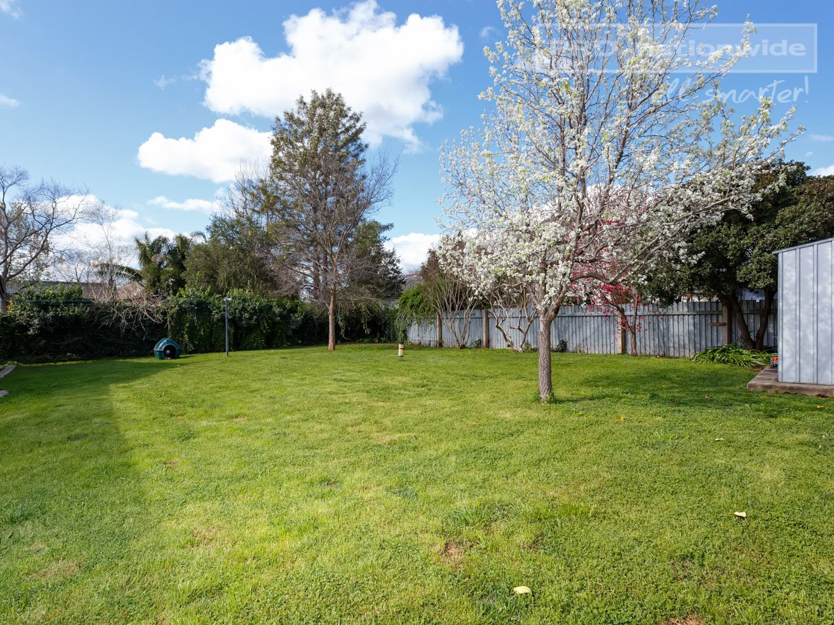 30 Norfolk Avenue LAKE ALBERT 11