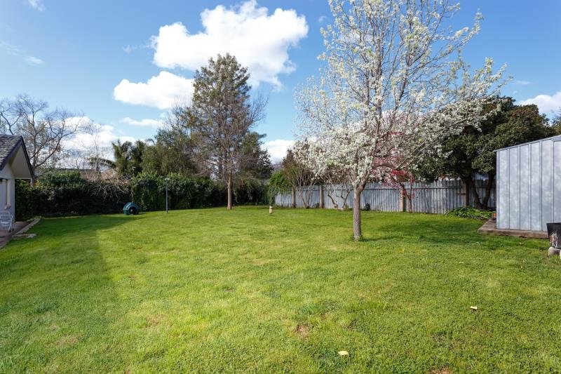 30 Norfolk Avenue LAKE ALBERT 9