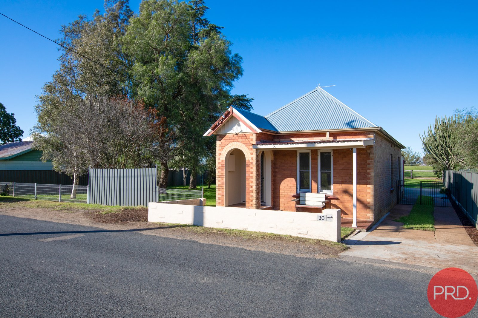 30 Oakhampton Road OAKHAMPTON 2