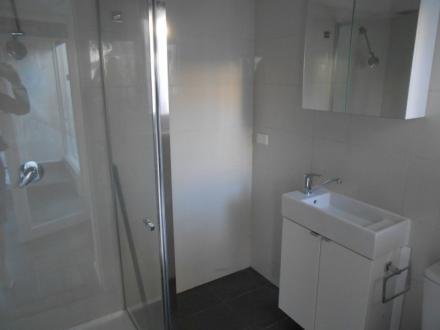 Gallery: 30 O'Loughlan Street