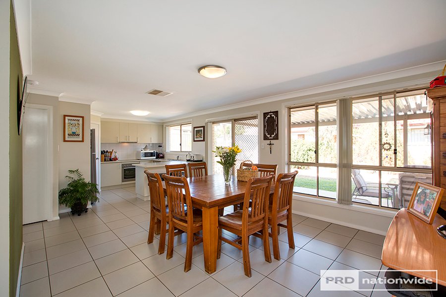 30 Orley Drive TAMWORTH 11