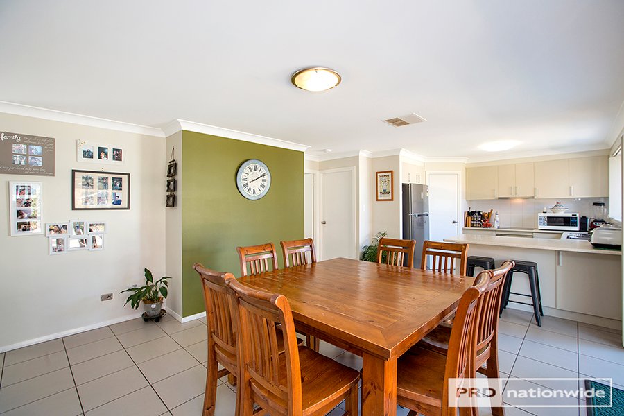 30 Orley Drive TAMWORTH 14