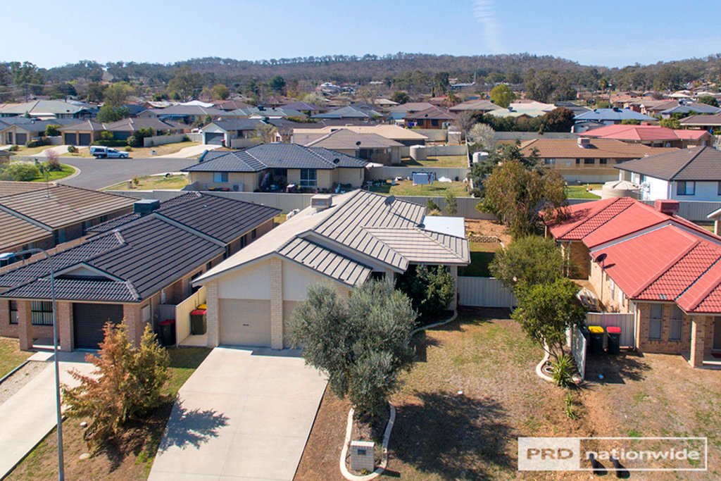 30 Orley Drive TAMWORTH 23