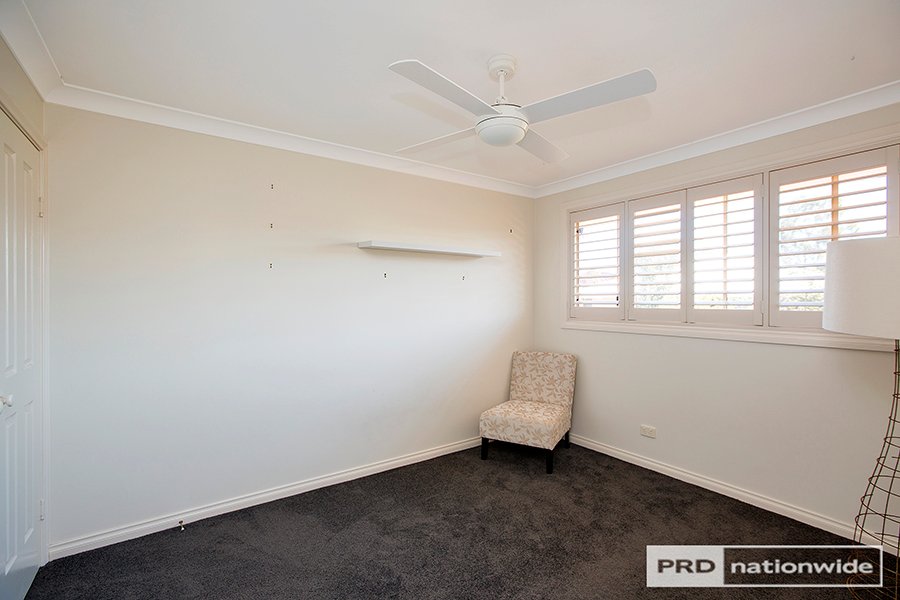 30 Overlanders Way TAMWORTH 14