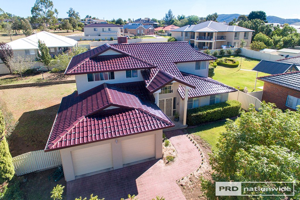 30 Overlanders Way TAMWORTH 21