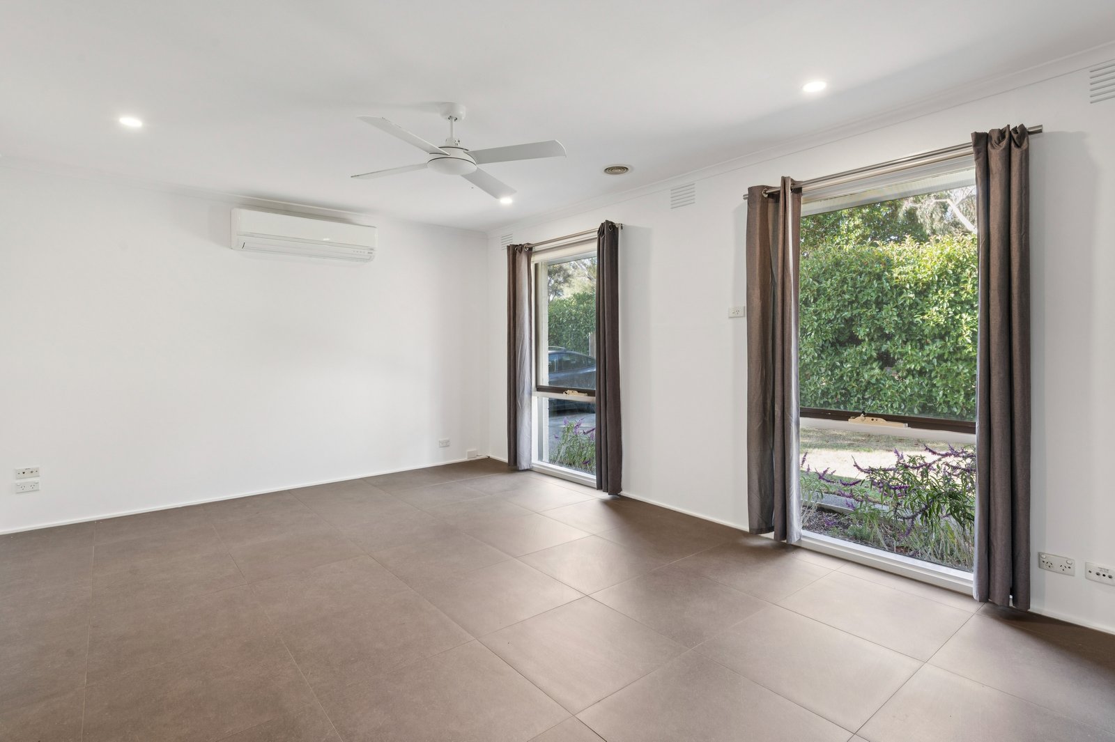 Gallery: 30 Pacific Drive