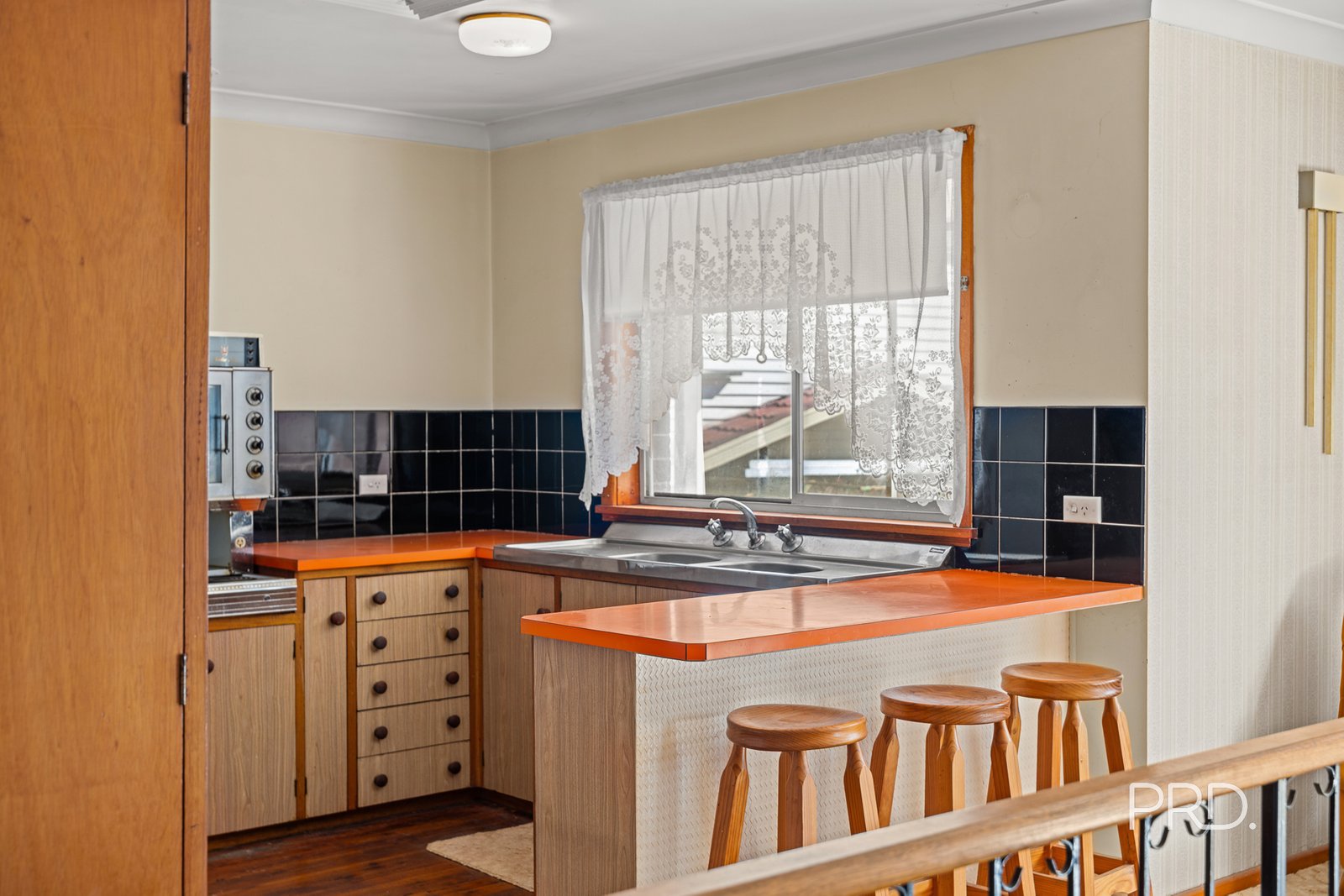 30 Panorama Street KOORINGAL 8