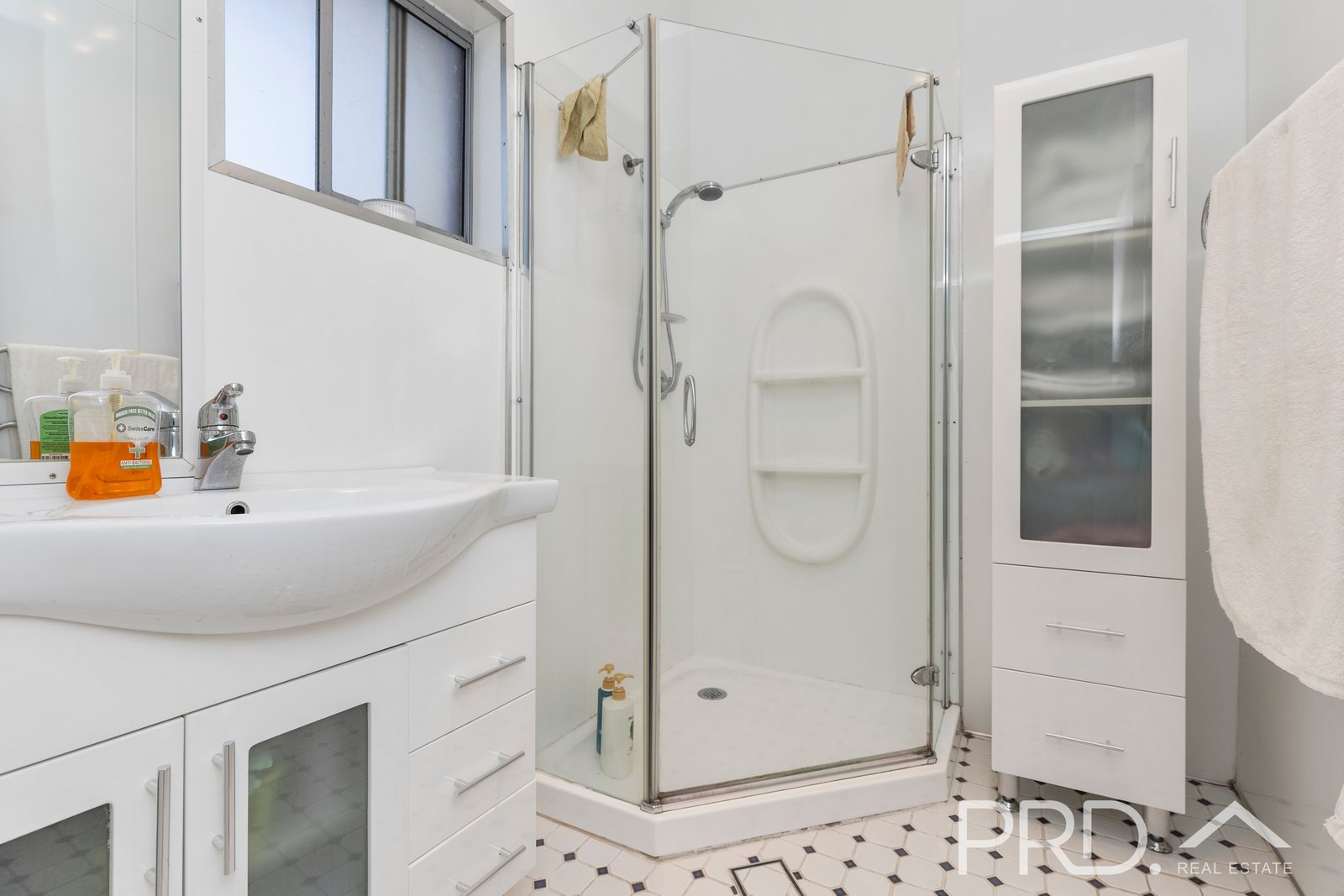 30 Park Avenue BATLOW 8