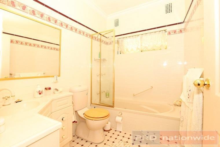 30 Park Road EAST HILLS 4