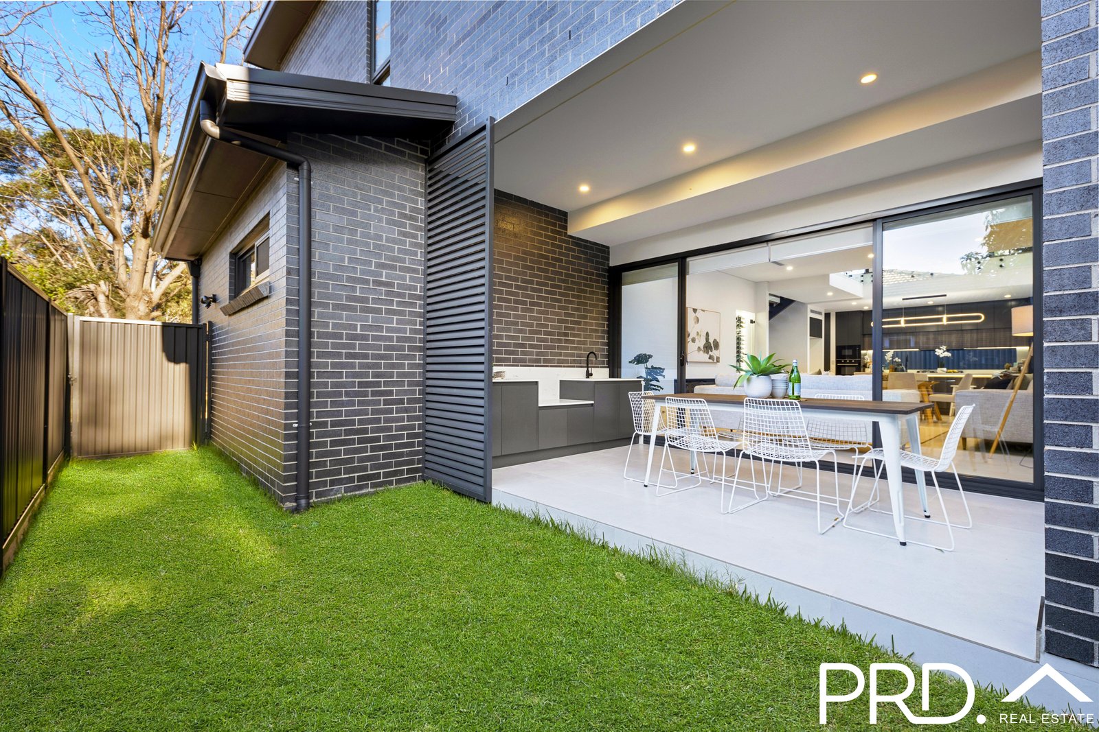 30 Park Road EAST HILLS 17