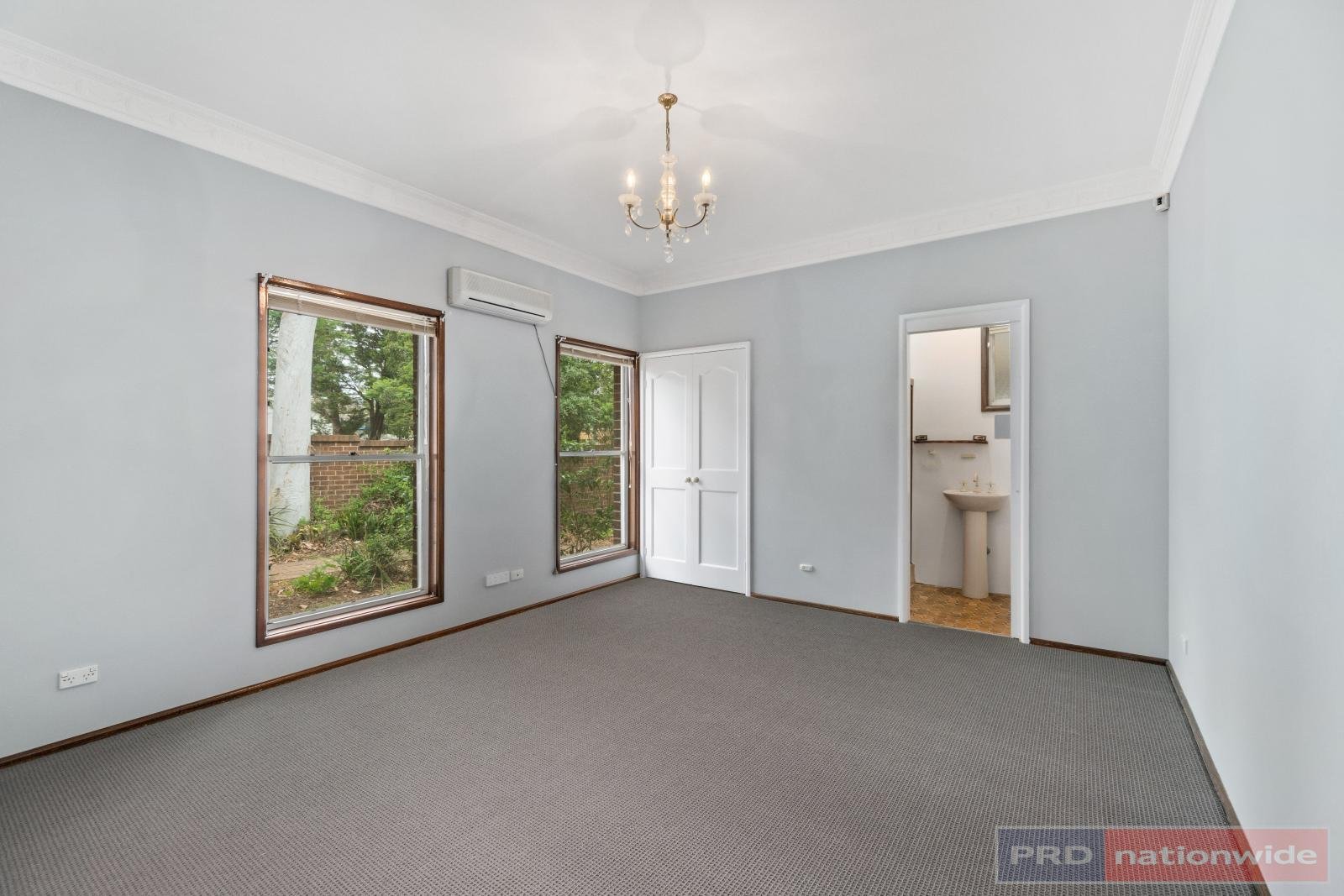 30 Park Road EAST HILLS 4