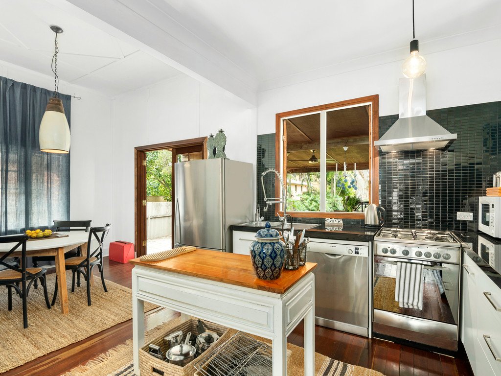 30 Parkes Drive TWEED HEADS 3