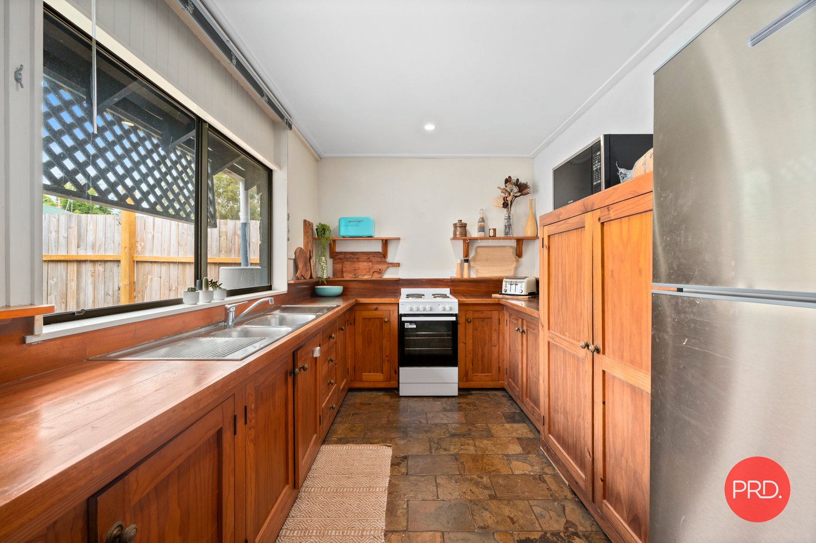 30 Pine Crescent SANDY BEACH 13