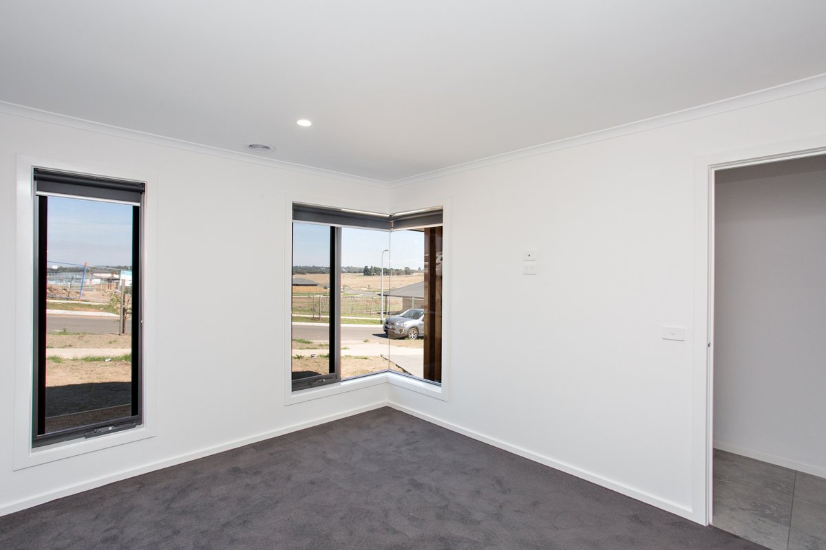 Gallery: 30 Pontiac Drive