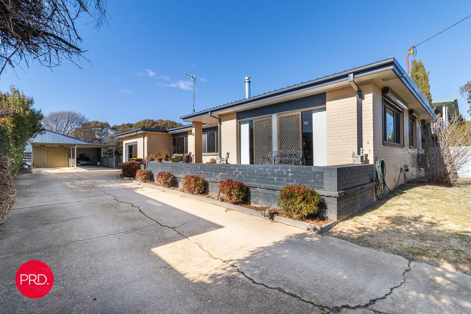 30 Powell Street BUNGENDORE 2