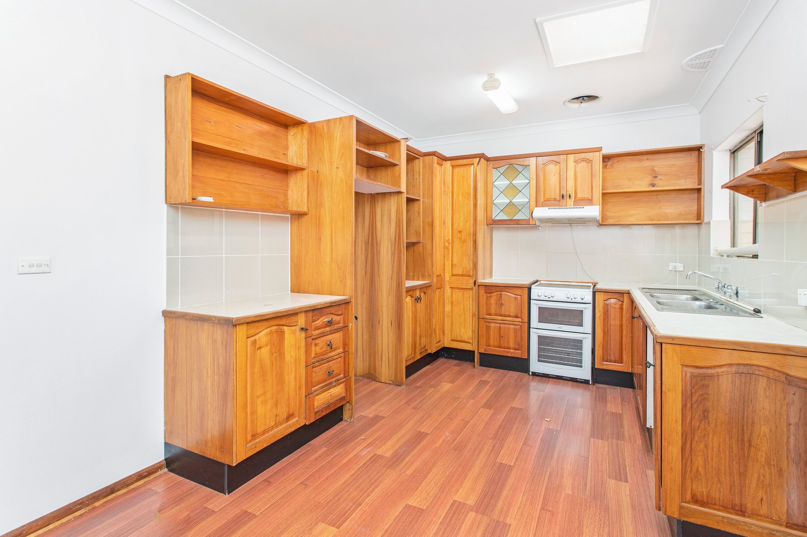 30 Princes Hwy  UNANDERRA 8