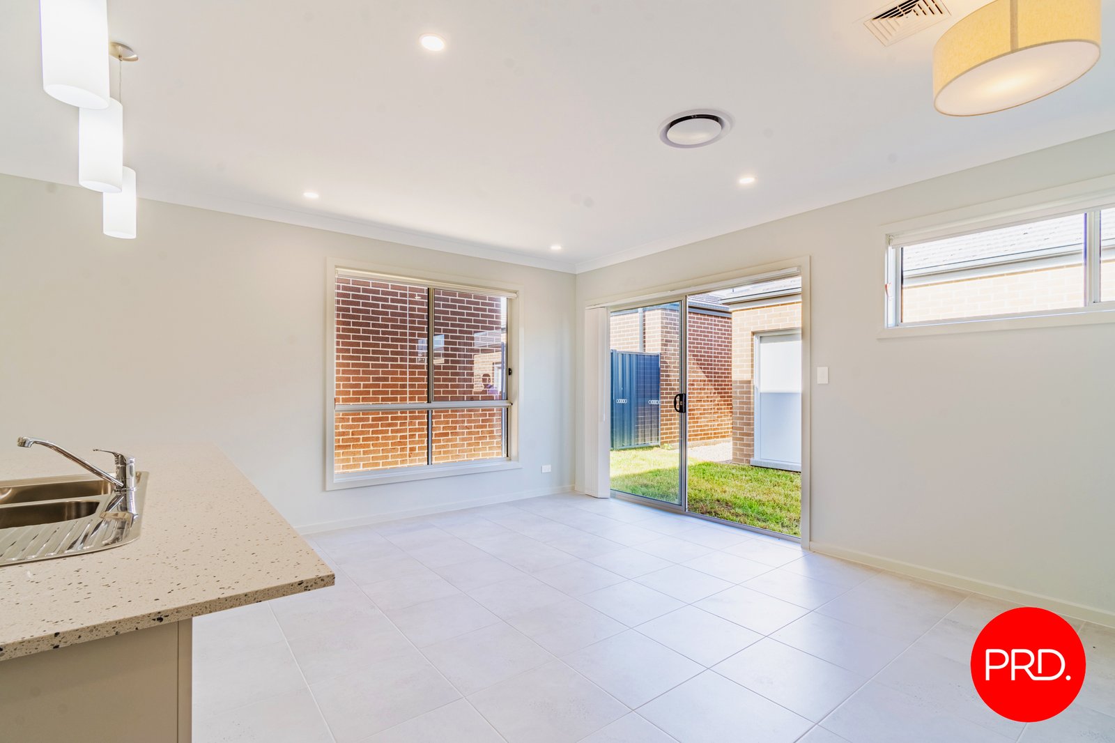 30 Ray Simpsons Avenue BARDIA 11