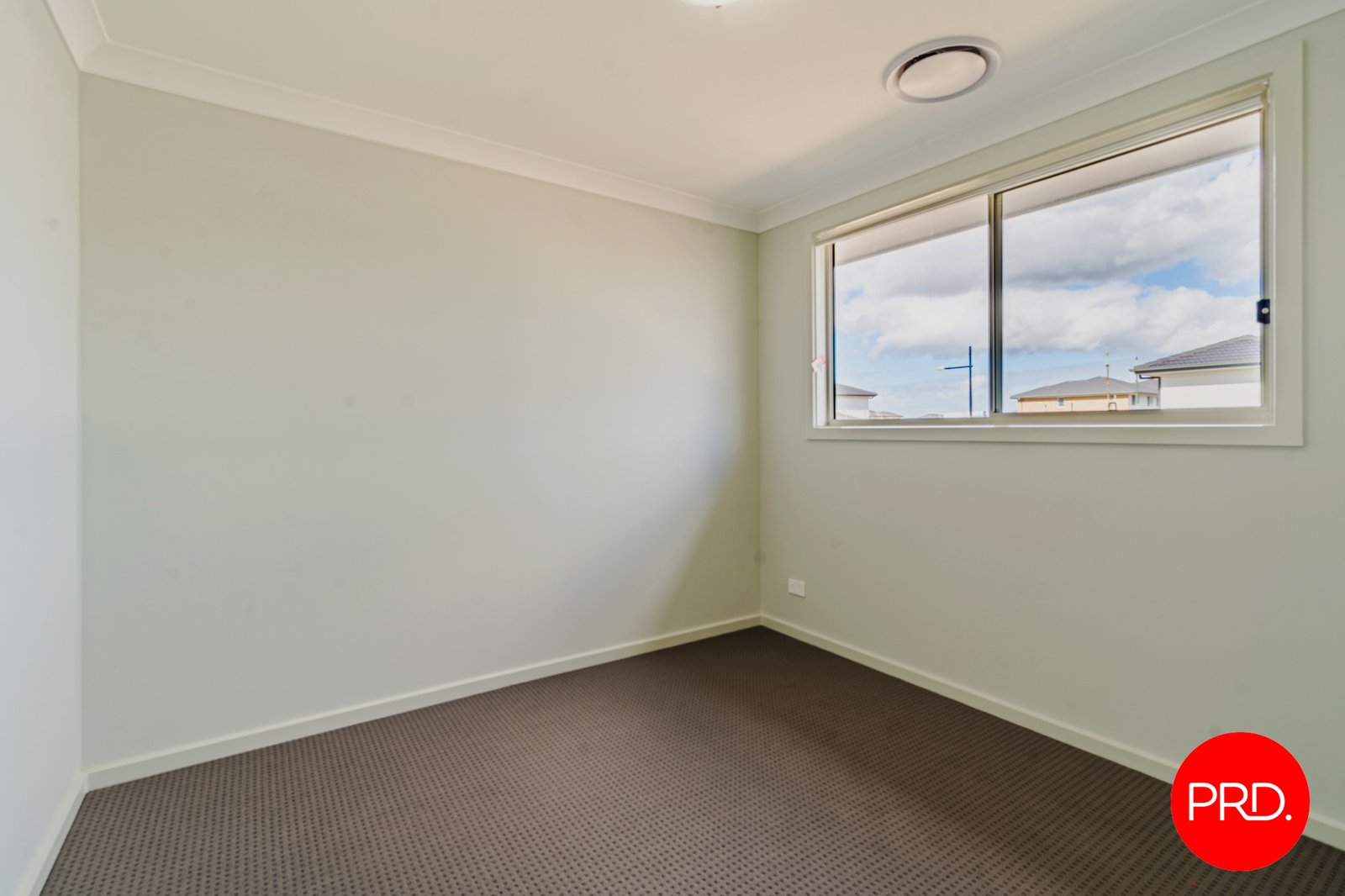 30 Ray Simpsons Avenue BARDIA 16