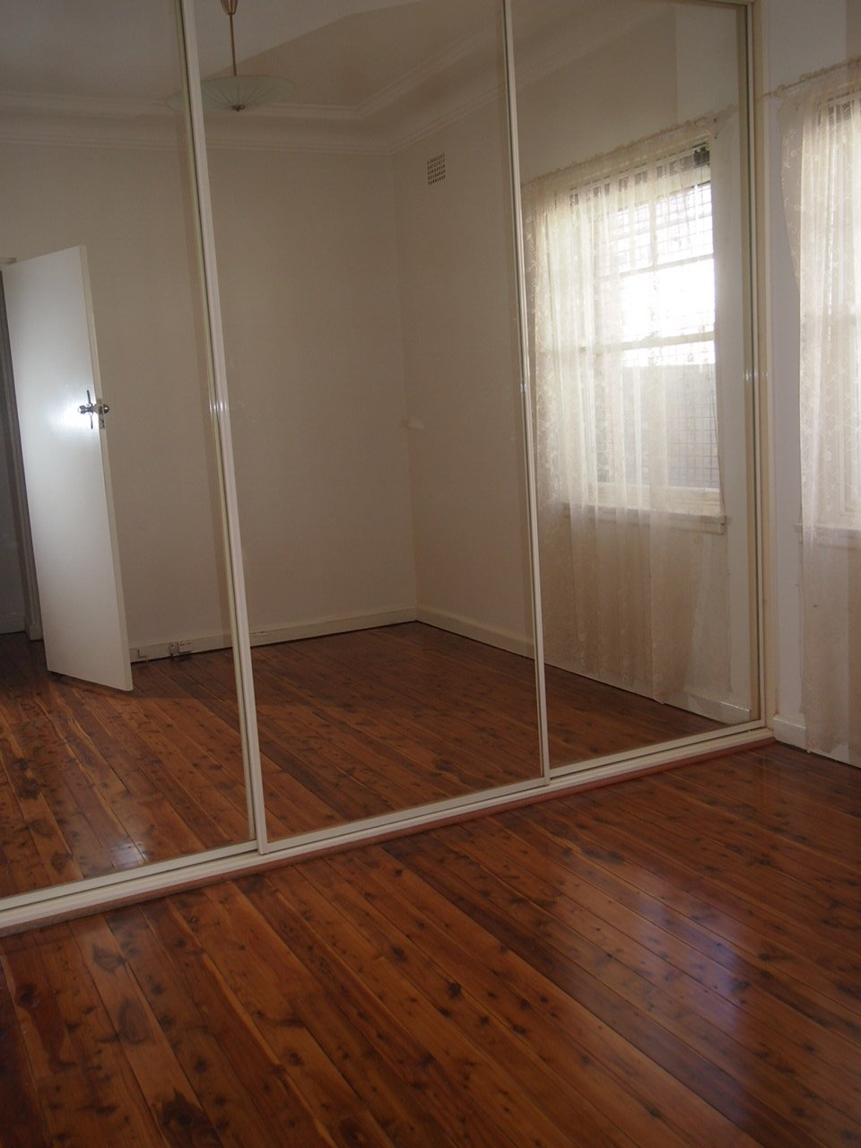 30 Renown Ave  OATLEY 7