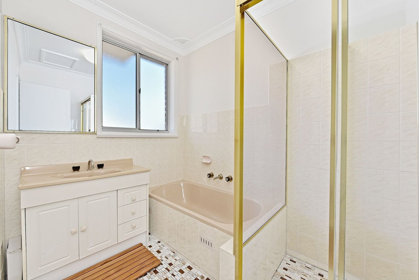 30 Reservoir Street LITTLE BAY 7