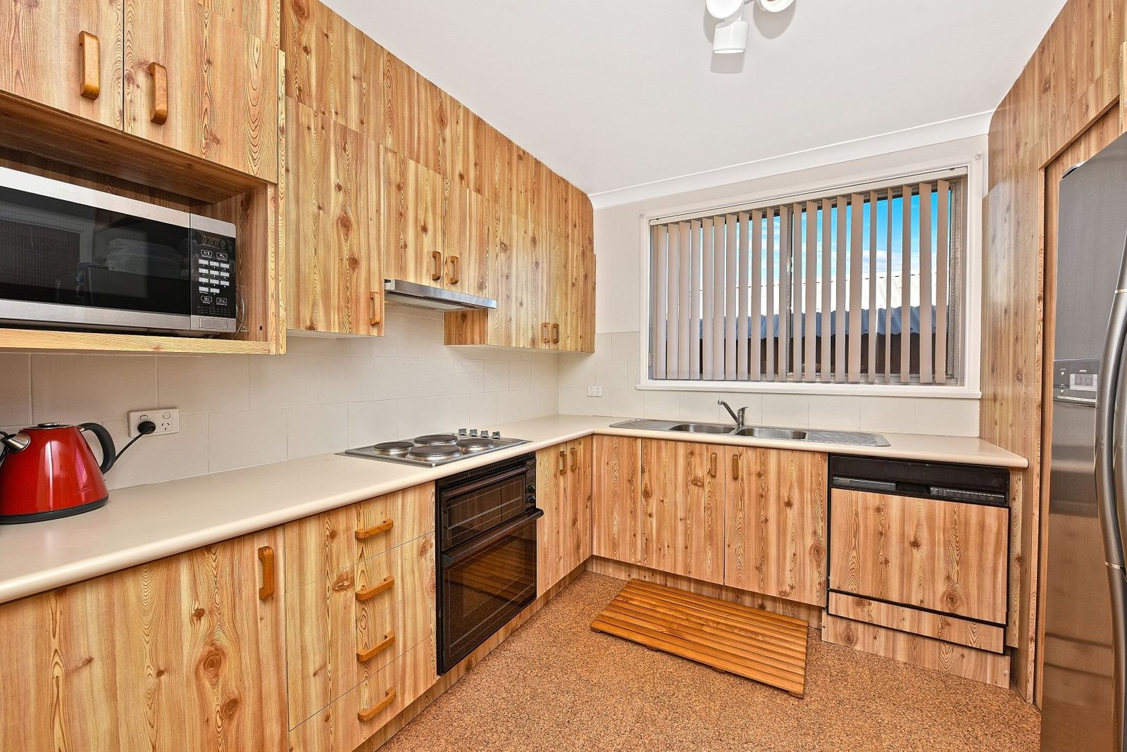 30 Reservoir Street LITTLE BAY 8