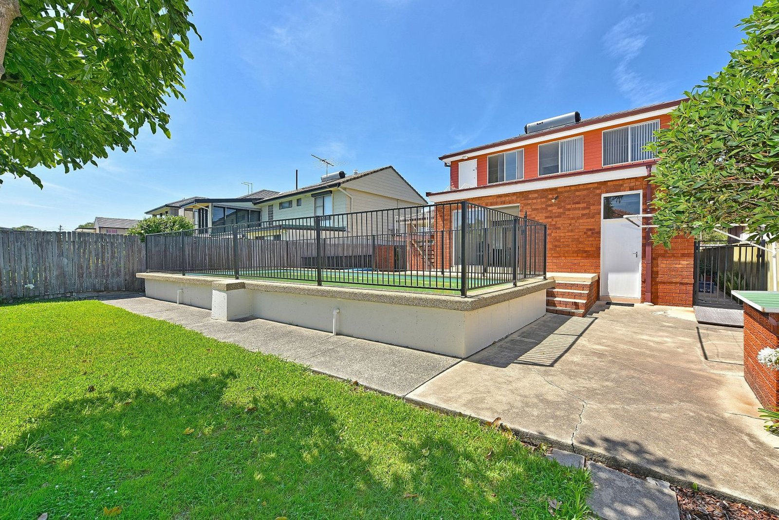 30 Reservoir Street LITTLE BAY 9