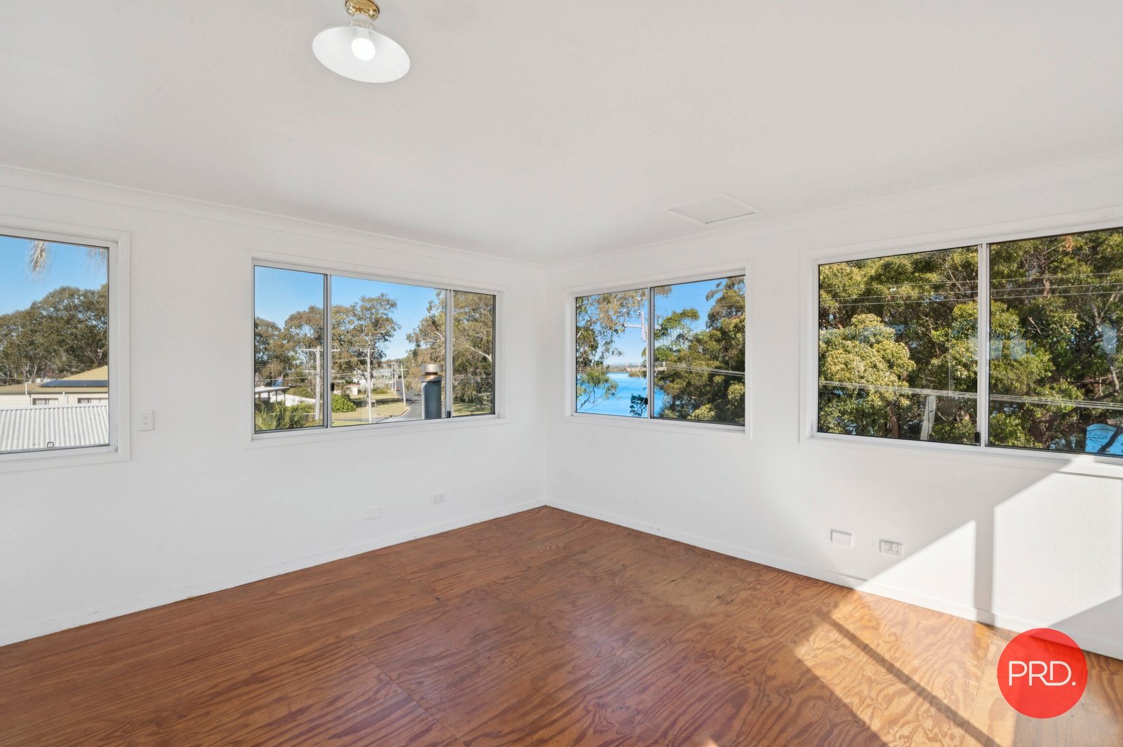 30 River Street MYLESTOM 12