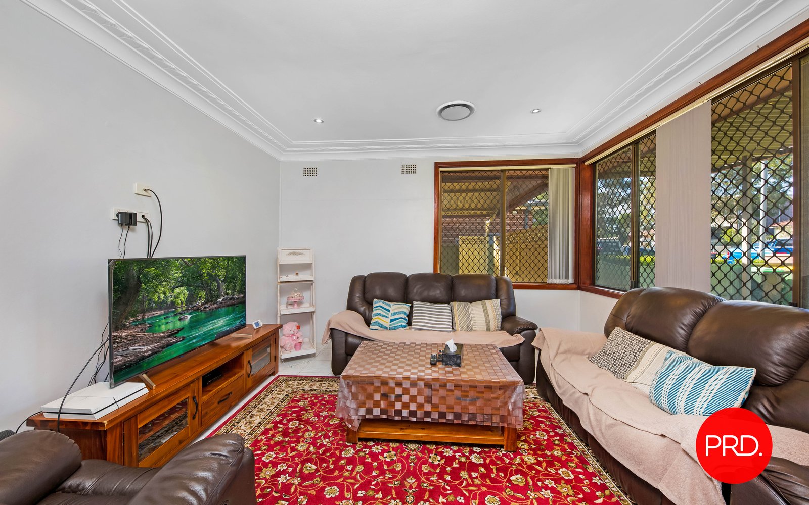 30 Robertson Road CHESTER HILL 6
