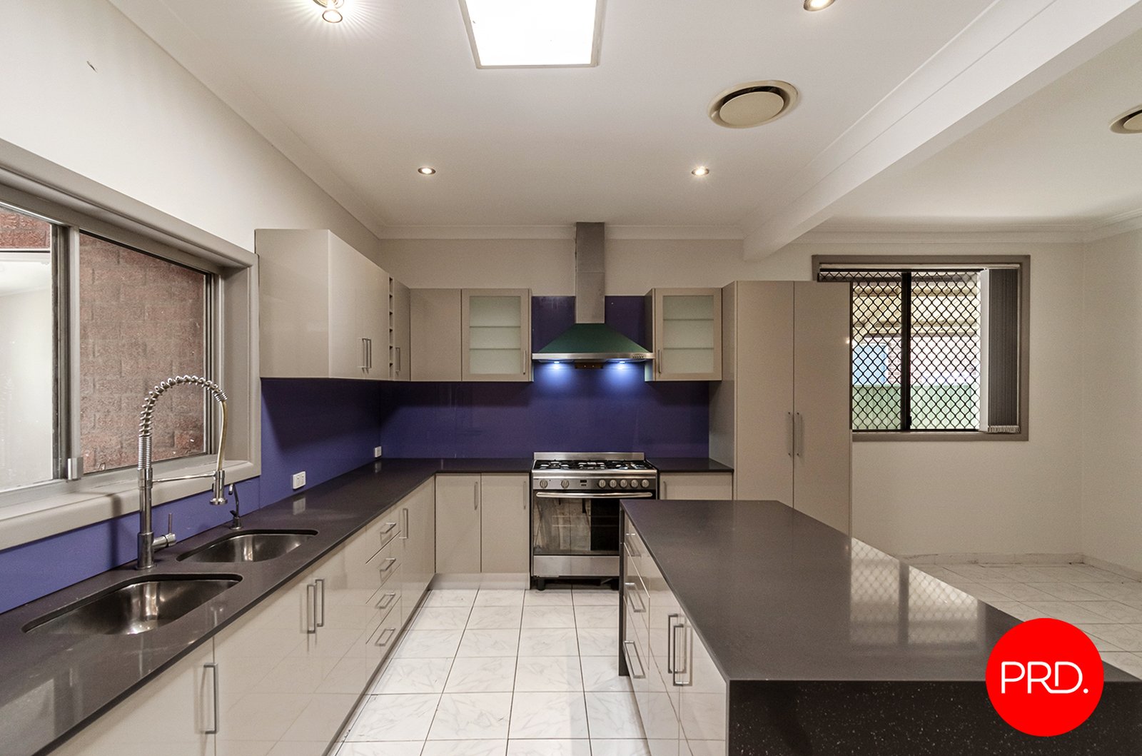 30 Robertson Road CHESTER HILL 4