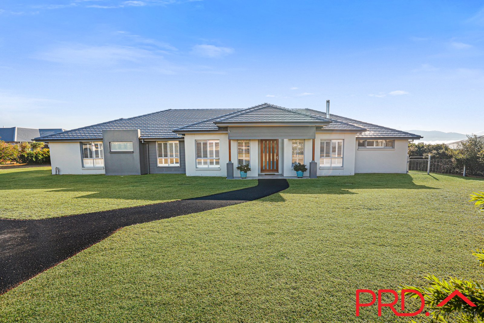 30 Rodeo Drive TAMWORTH 3