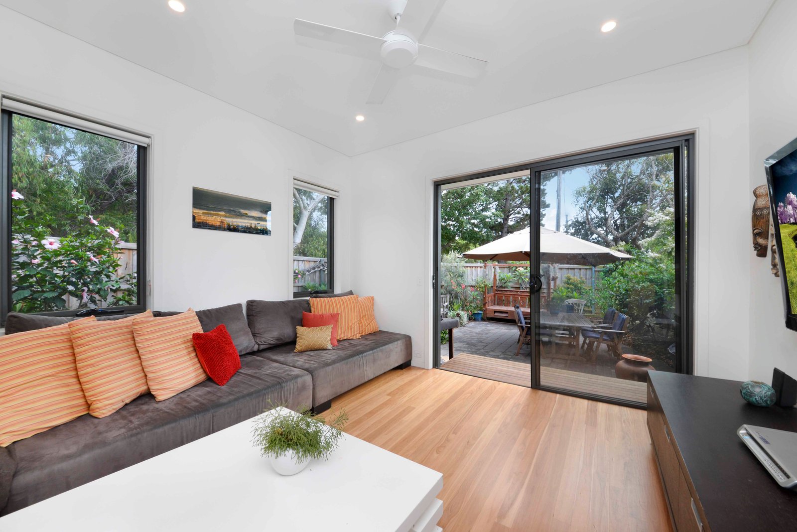 30 Romani Parade MATRAVILLE 3