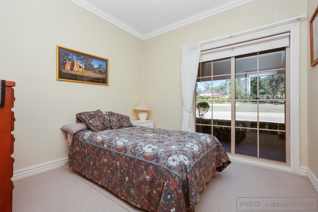 30 Rosebank Drive WALLALONG 18