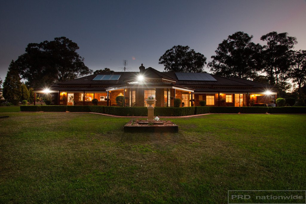 30 Rosebank Drive WALLALONG 24