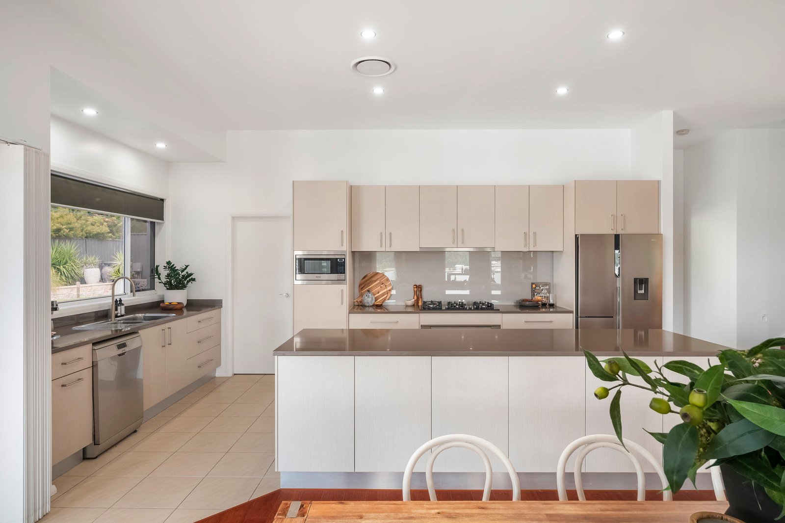 30 Saratoga Avenue CORLETTE 10