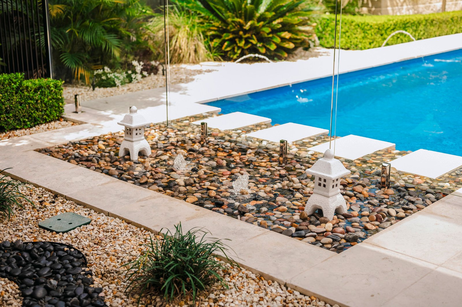 30 Saratoga Avenue CORLETTE 12