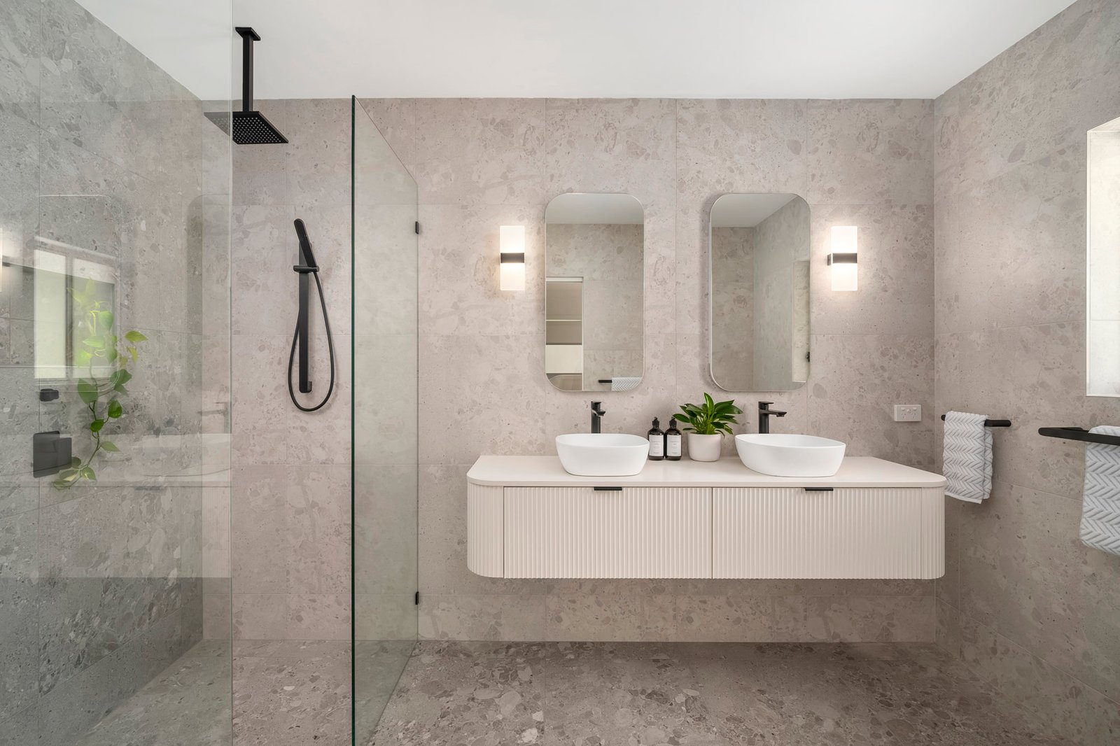 30 Saratoga Avenue CORLETTE 26