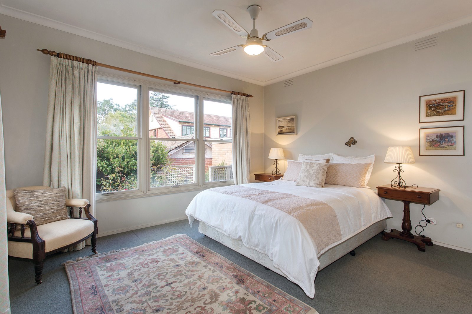 30 Serpentine Street, Mont Albert, VIC