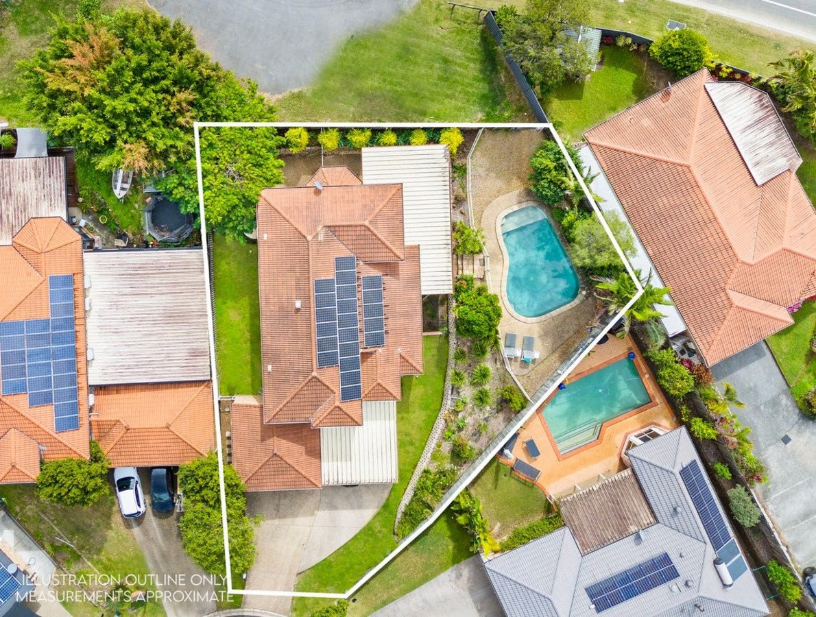 30 Sharscay Close Burleigh Heads 18