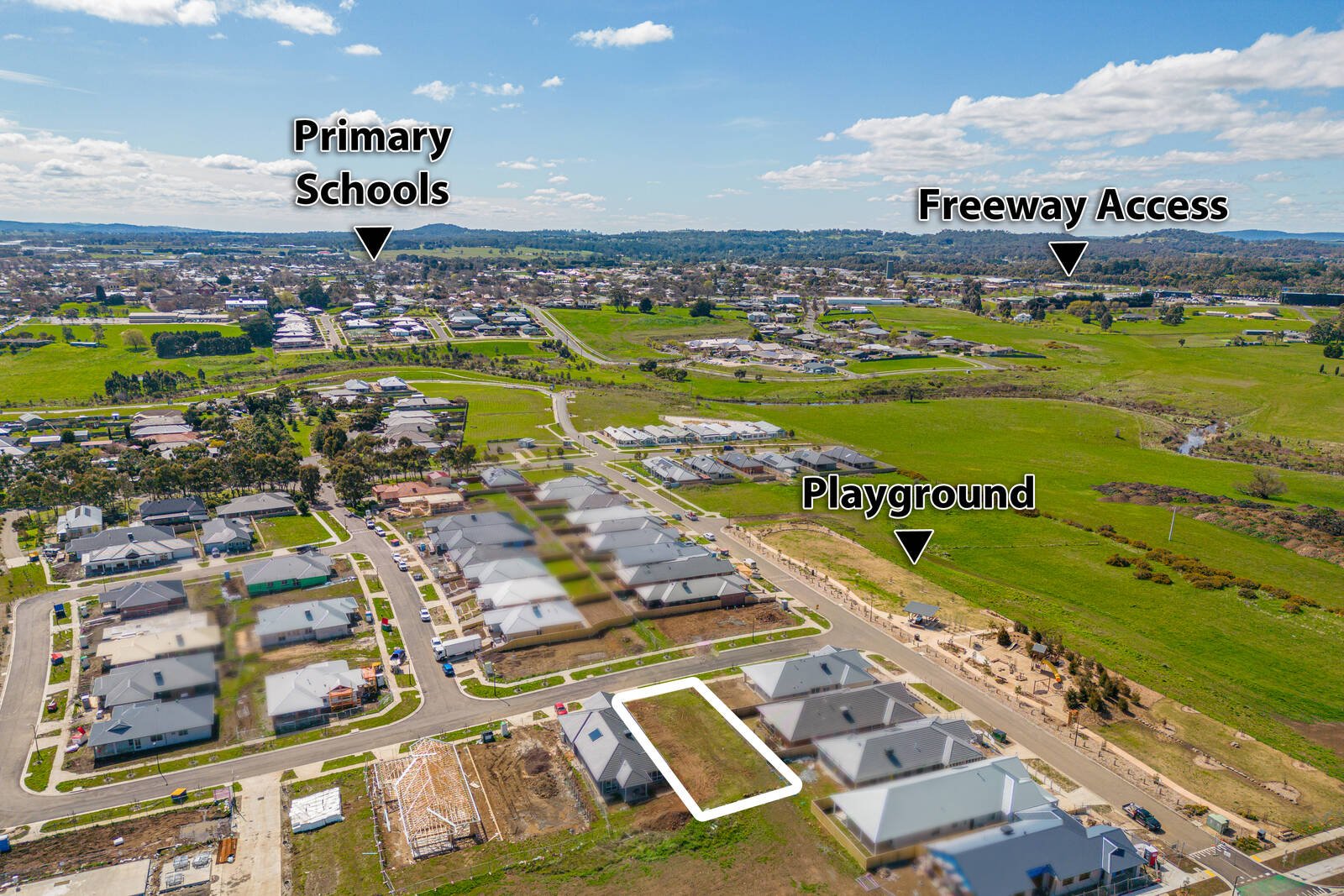 Real Estate and Property in 30 Silver Smith Drive, Kyneton, VIC