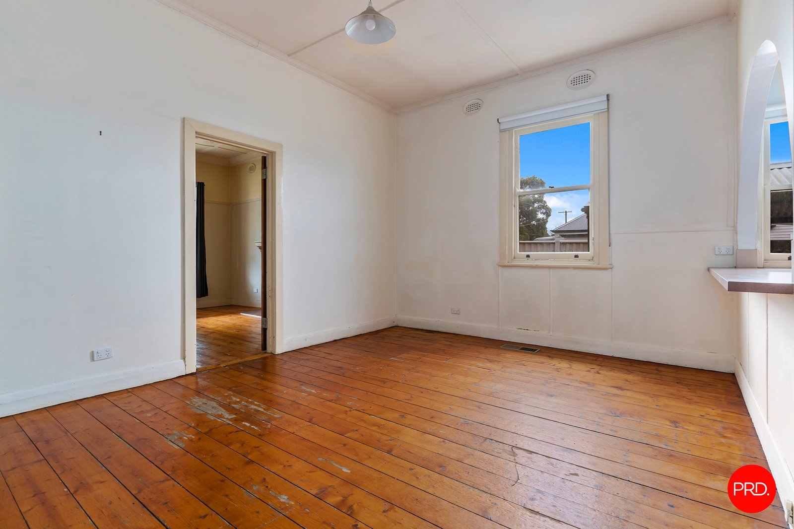 30 Somerville Street FLORA HILL 11