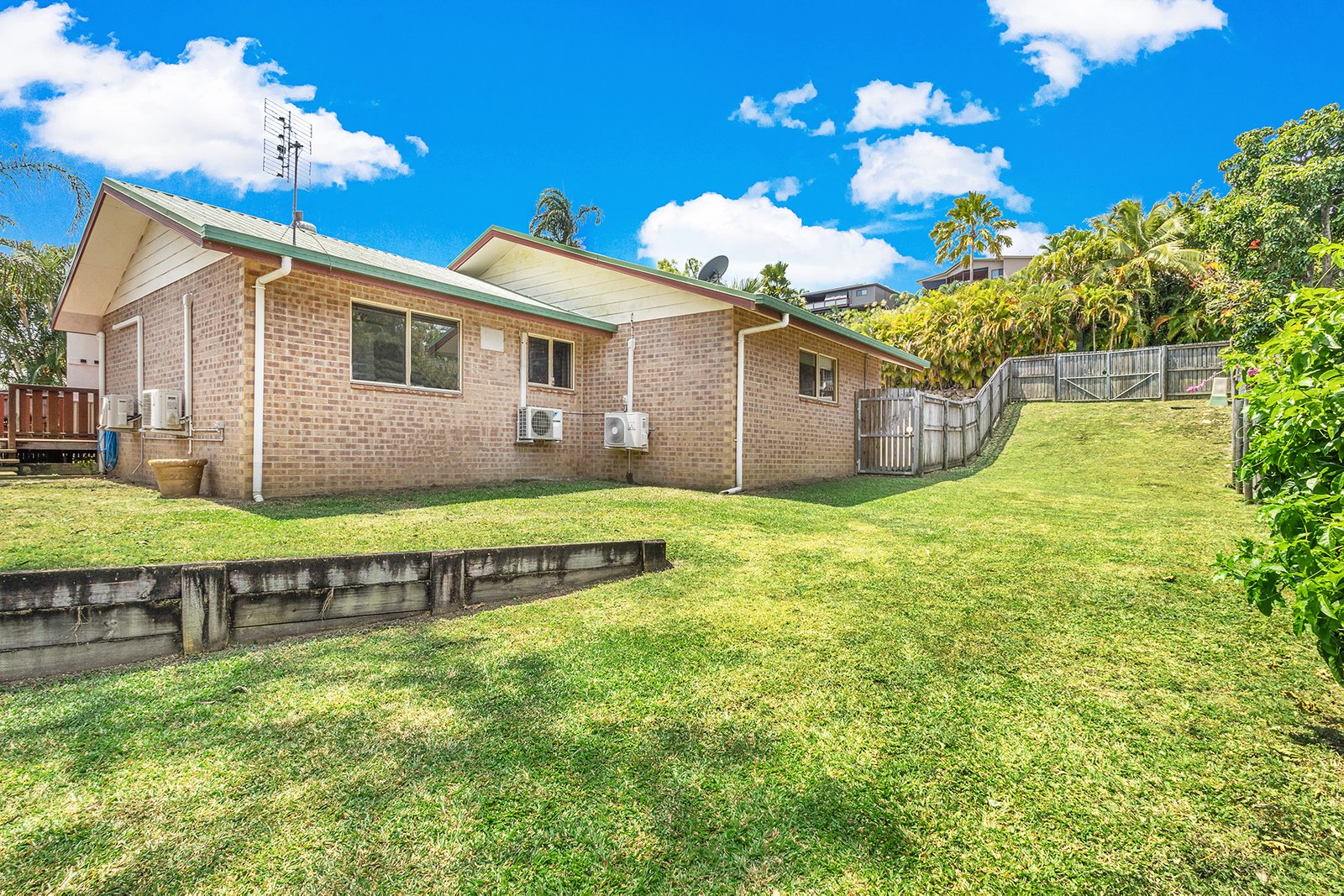 30 South Molle Boulevard CANNONVALE 1