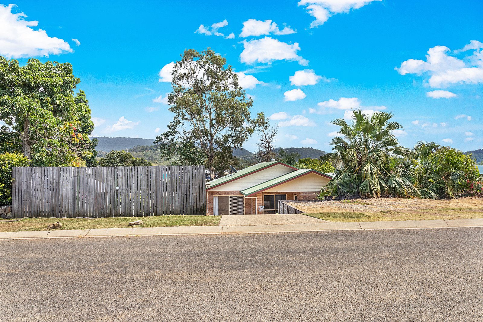 30 South Molle Boulevard CANNONVALE 16
