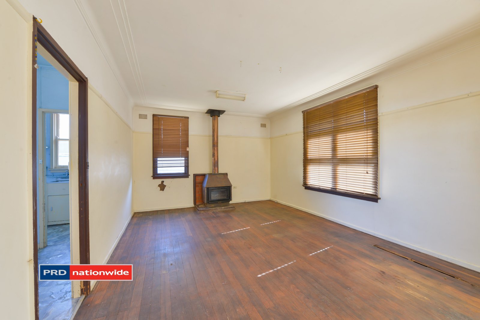 30 Stewart Avenue TAMWORTH 2