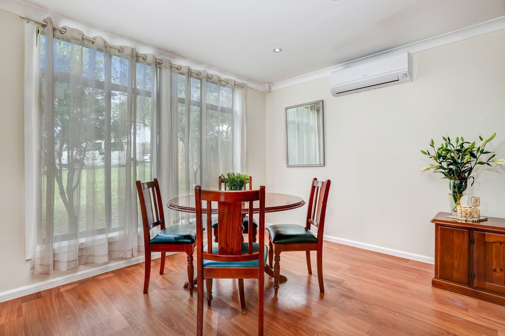 30 Stratford Road UNANDERRA 3