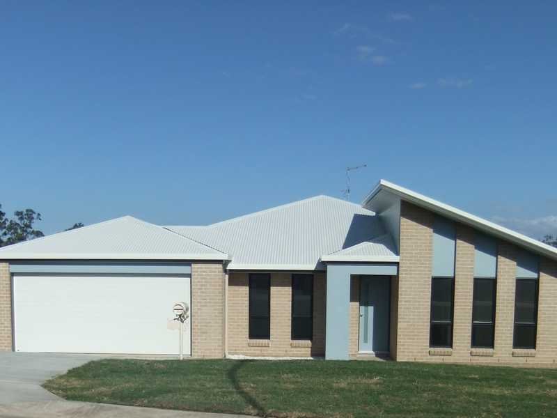 30 SURITA Court BOYNE ISLAND 1