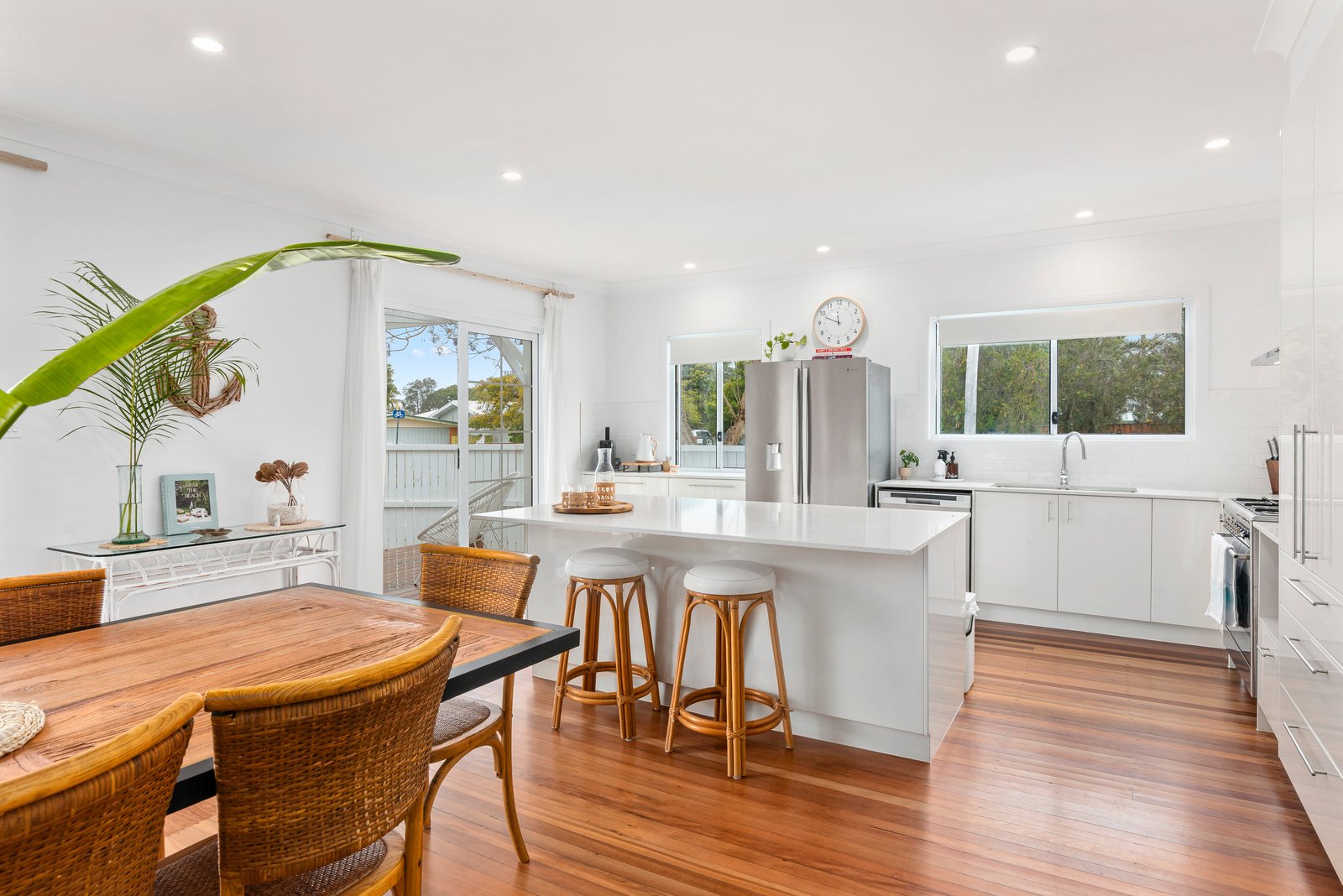 30 Tahiti Avenue PALM BEACH 7