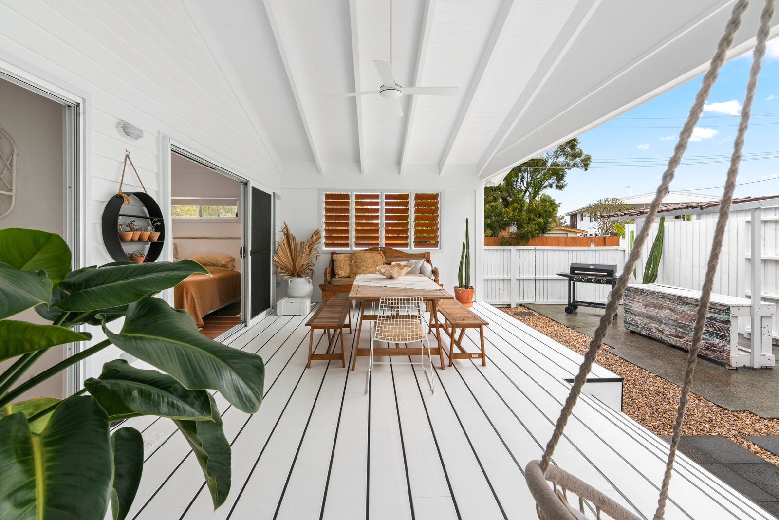 30 Tahiti Avenue PALM BEACH 17