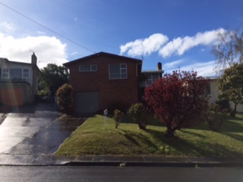 30 Teering Road BERRIEDALE 1
