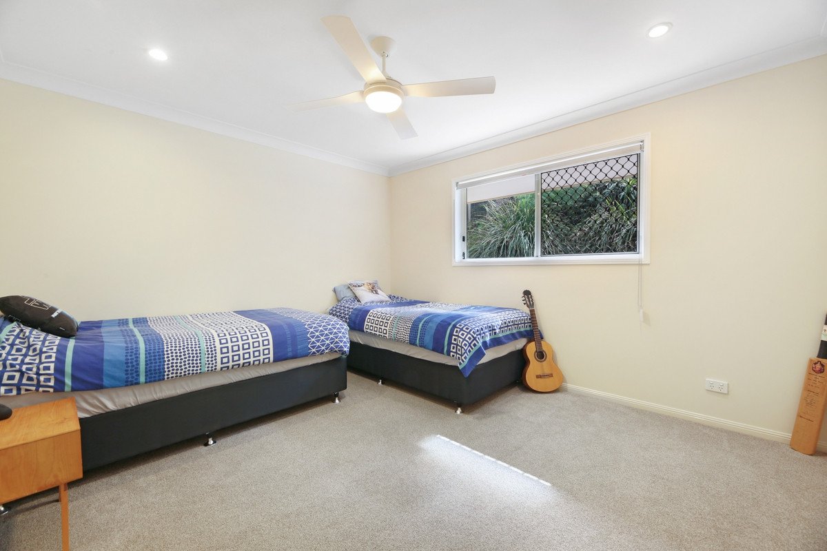 30 Thomas Waters Road TALLEBUDGERA VALLEY 24