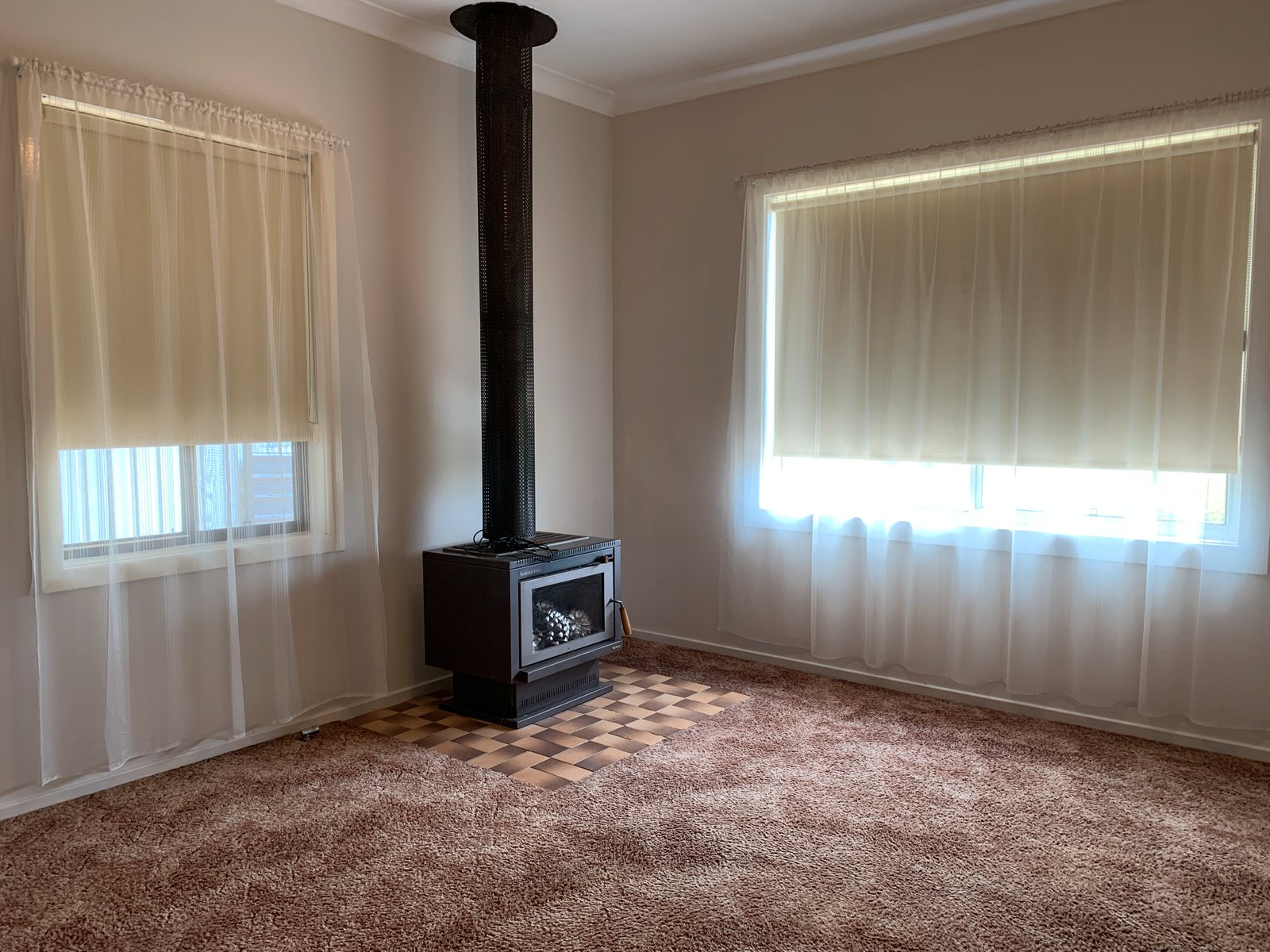 30 Tom Street SOUTH GUNDAGAI 2